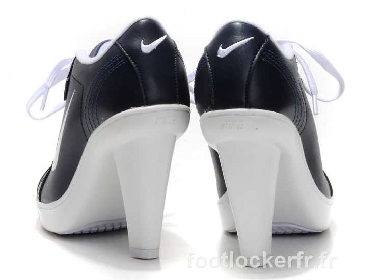 talon nike bleu pascher mode nike a talon prix nouveaustyle